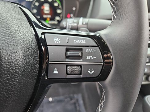 Used 2025 Honda Civic Sport image 25