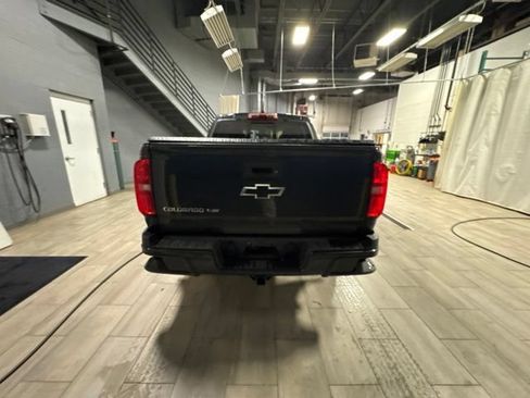 Used 2018 Chevrolet Colorado Z71 AWD/4WD image 4