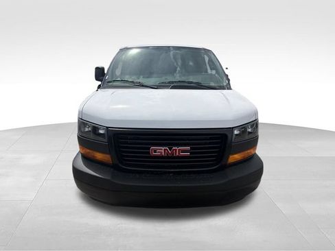 New 2026 GMC Savana 2500 w/ Driver Convenience Package RWD image 3