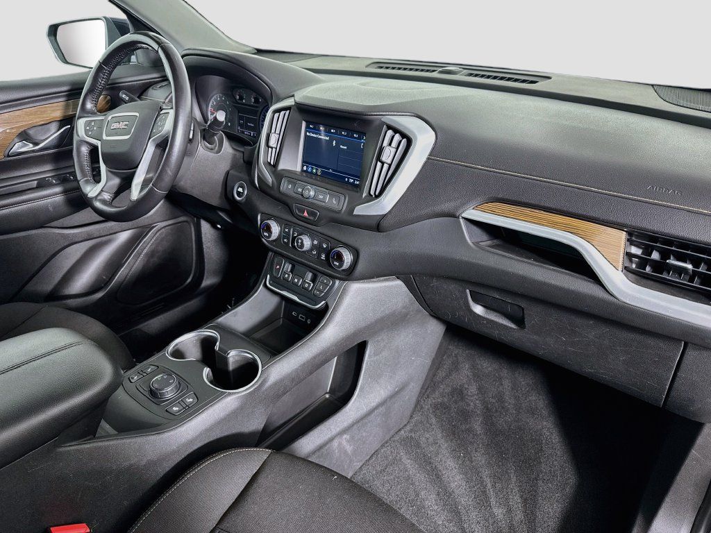 Used 2018 GMC Terrain SLE w/ Driver Convenience Package AWD/4WD image 30