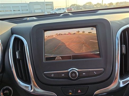 Certified 2022 Chevrolet Equinox LT image 18