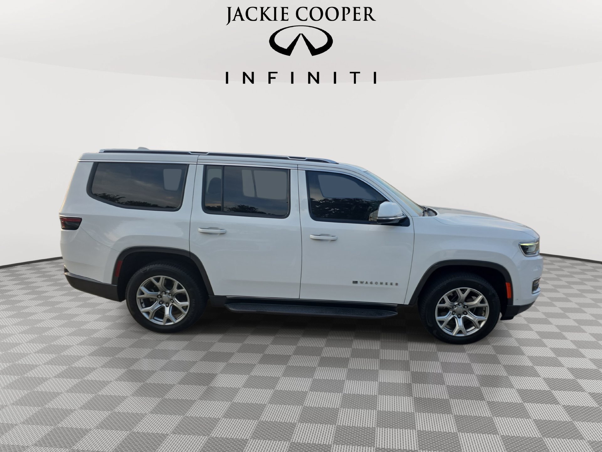Used 2022 Jeep Wagoneer Series II AWD/4WD image 4