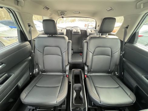 New 2026 Nissan Pathfinder SL image 28