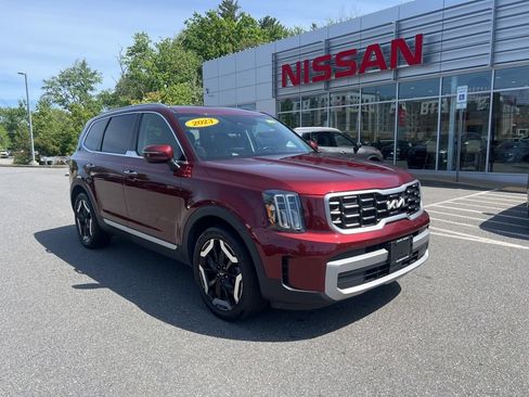 Used 2023 Kia Telluride S w/ S Sunroof Package AWD/4WD image 1