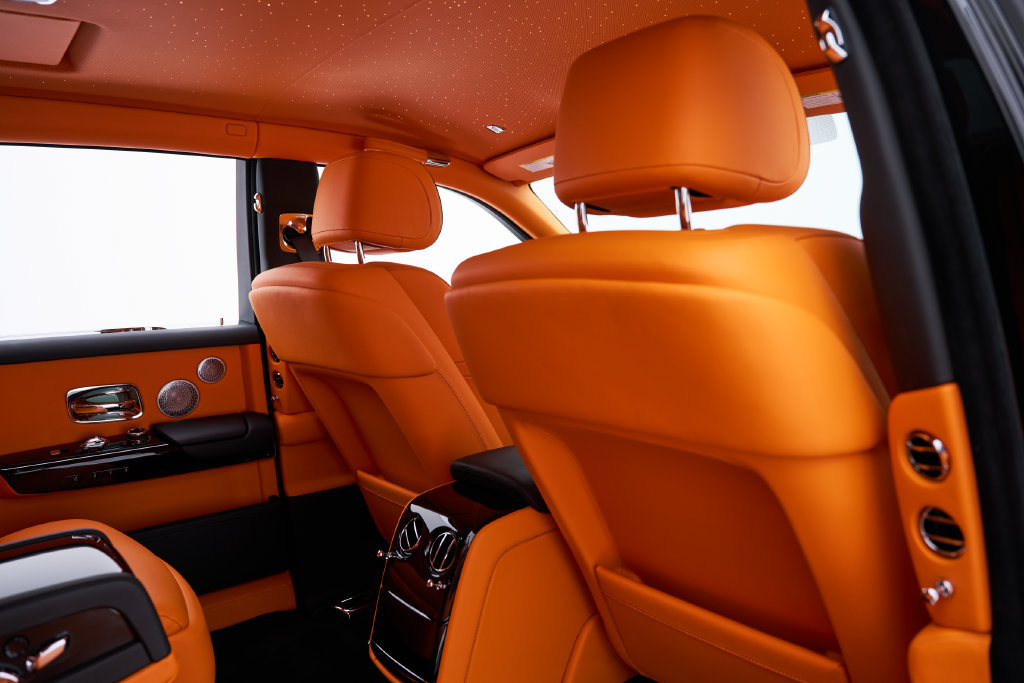 Used 2026 Rolls-Royce Phantom Sedan RWD image 61