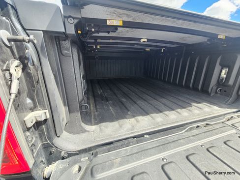 Used 2025 RAM 1500 Tungsten w/ Off Road Group AWD/4WD image 21