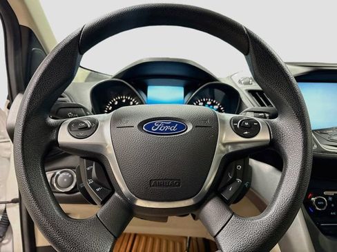 Used 2014 Ford Escape SE w/ Equipment Group 201A FWD image 11