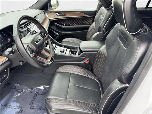 Used 2023 Jeep Grand Cherokee Summit w/ Advanced Protech Group IV image 9