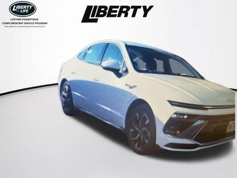 Used 2025 Hyundai Sonata SEL FWD image 7