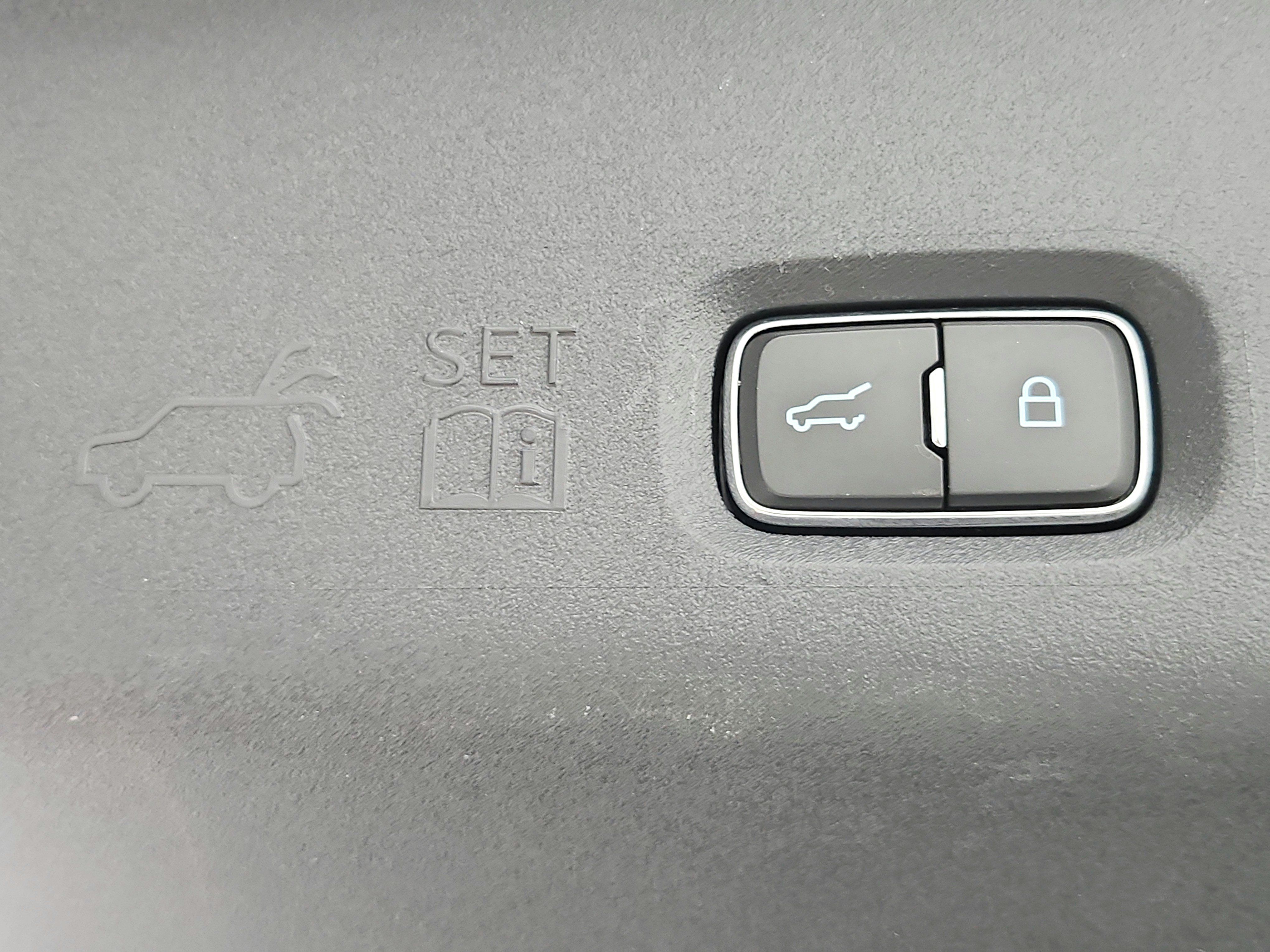 Used 2025 Ford Expedition Active AWD/4WD image 58