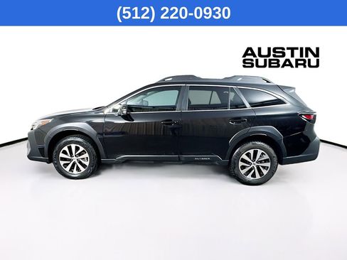 Certified 2025 Subaru Outback Premium image 5