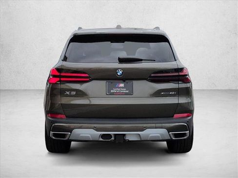 Used 2025 BMW X5 xDrive40i w/ Climate Comfort Package AWD/4WD image 7