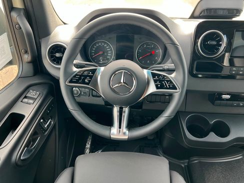New 2026 Mercedes-Benz Sprinter 2500 image 11
