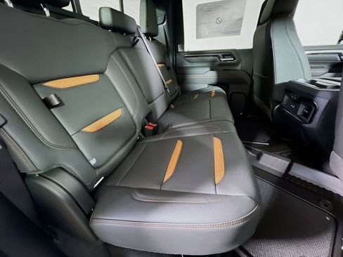 New 2026 GMC Sierra 3500 AT4 w/ AT4 Premium Plus Package AWD/4WD image 21