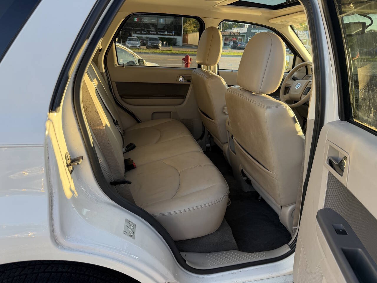Used 2010 Mercury Mariner Premier AWD/4WD image 10