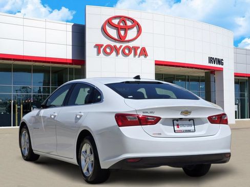 Used 2024 Chevrolet Malibu LS FWD image 3