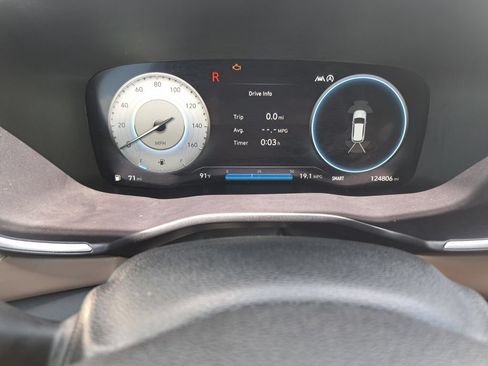 Used 2022 Hyundai Santa Fe Limited FWD image 11