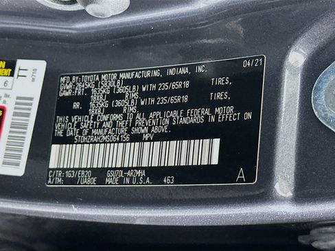 Used 2021 Toyota Highlander XLE image 12