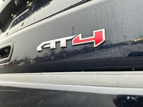 Used 2021 GMC Yukon AT4 w/ AT4 Premium Package image 30