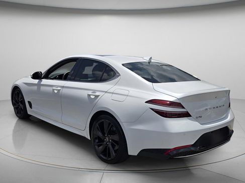 Used 2023 Genesis G70 2.0T w/ Sport Prestige Package RWD image 8