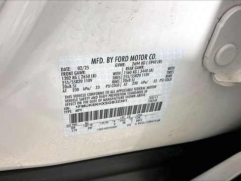 Used 2025 Ford Explorer ST-Line AWD/4WD image 27