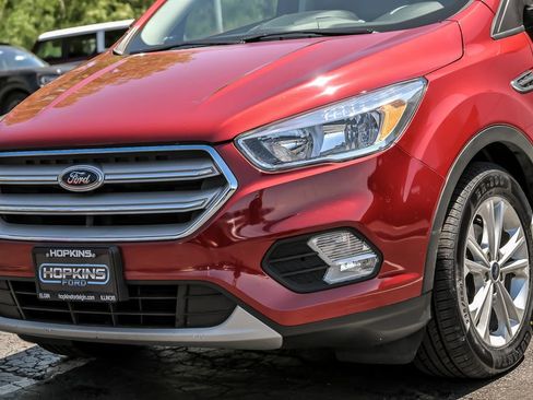 Used 2019 Ford Escape SE FWD image 6