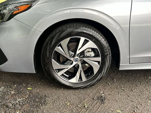 Used 2025 Subaru Legacy Premium AWD/4WD image 10