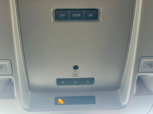 Used 2016 GMC Sierra 1500 SLE image 21