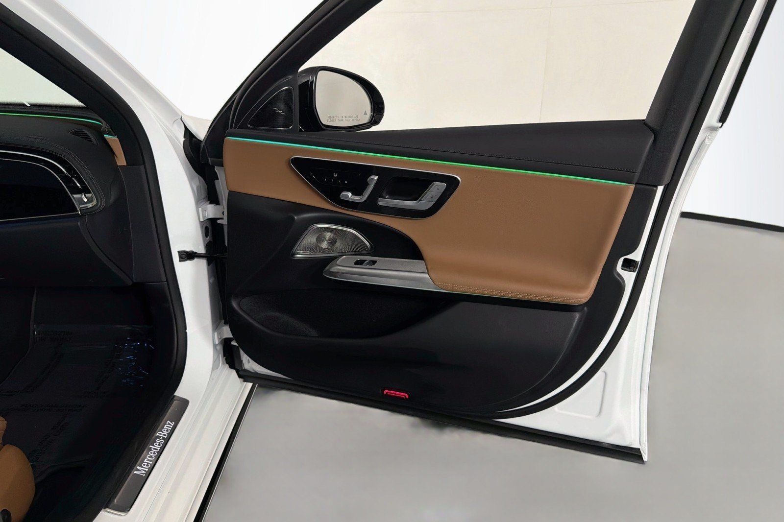 Certified 2026 Mercedes-Benz E 350 4MATIC Sedan image 25