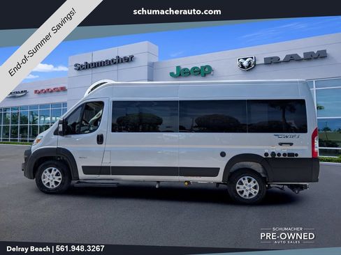 Used 2025 RAM ProMaster 3500 w/ Storage Group FWD image 4