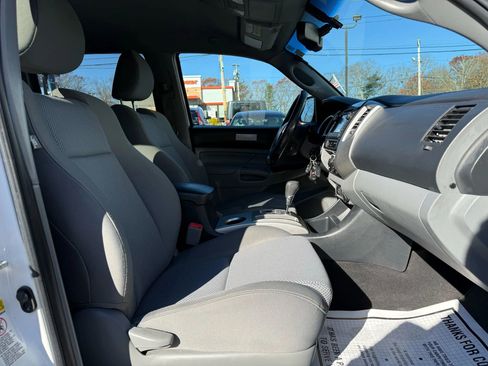 Used 2013 Toyota Tacoma 4x4 Double Cab image 19