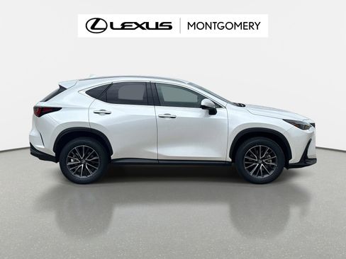 Used 2025 Lexus NX 250 FWD w/ Accessory Package (2T) image 2
