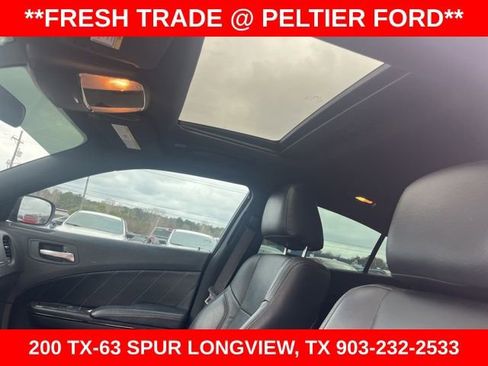 Used 2022 Dodge Charger SXT w/ Blacktop Package image 7