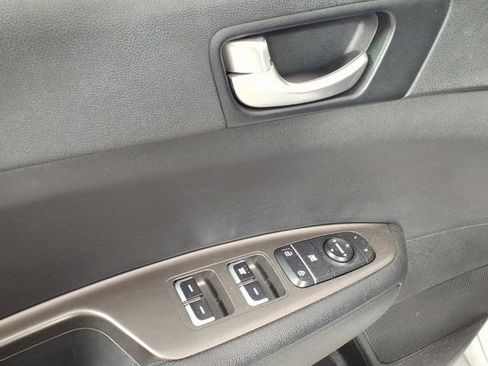 Used 2020 Kia Optima LX FWD image 14