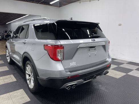 Used 2021 Ford Explorer Platinum w/ Equipment Group 601A image 2