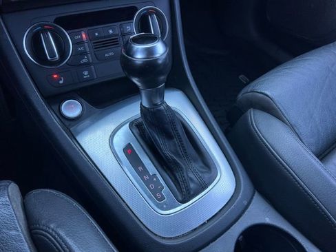 Used 2018 Audi Q3 2.0T Premium w/ Convenience Package image 25