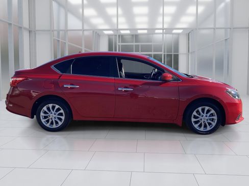 Used 2019 Nissan Sentra SV image 7