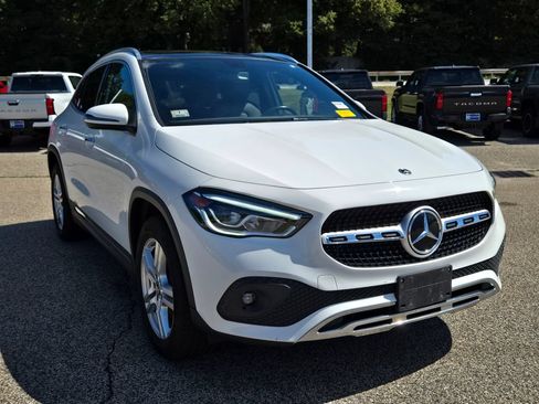 Used 2023 Mercedes-Benz GLA 250 4MATIC image 8