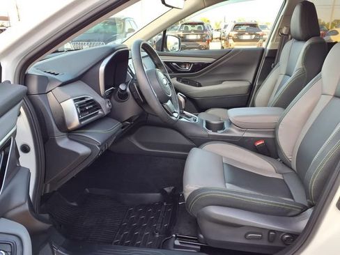Certified 2025 Subaru Outback Onyx Edition AWD/4WD image 7