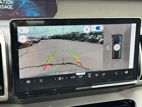 New 2025 Ford Expedition Active image 15