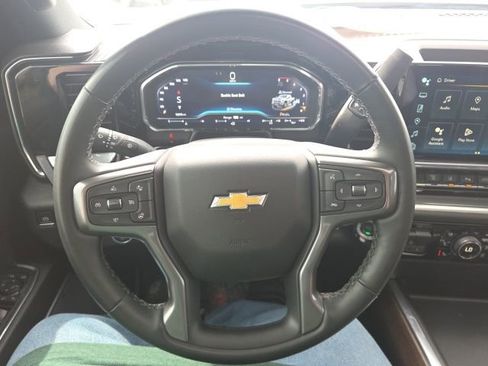Used 2024 Chevrolet Silverado 3500 High Country w/ High Country Premium Package AWD/4WD image 38