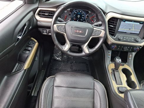 Used 2019 GMC Acadia Denali w/ Technology Package AWD/4WD image 13