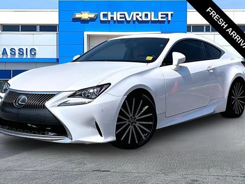 Used 2015 Lexus RC 350 w/ Luxury Package RWD image 2