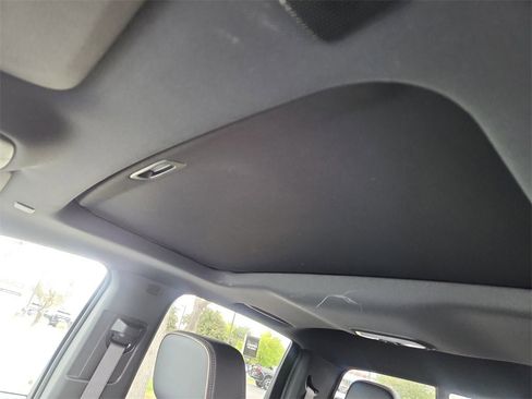 New 2026 GMC Canyon Denali image 20