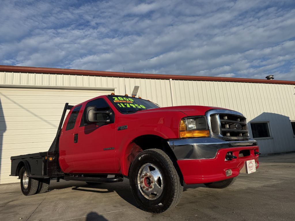 Used 2000 Ford F350 4x4 SuperCab DRW Super Duty image 1
