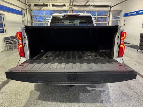Used 2019 Chevrolet Silverado 1500 Custom Trail Boss image 10