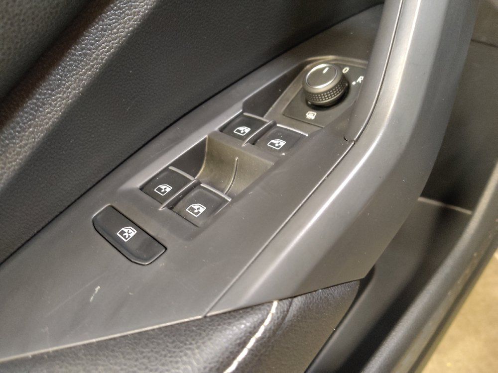 Used 2025 Volkswagen Jetta S FWD image 27