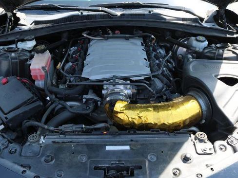 Used 2021 Chevrolet Camaro LT RWD image 19