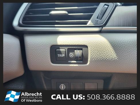 Used 2019 Honda Accord LX image 23
