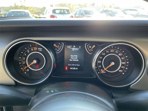 Used 2021 Jeep Wrangler Sport image 21
